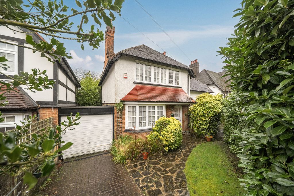 Property photo 1 of 21 1395995-1-6968Fd3...