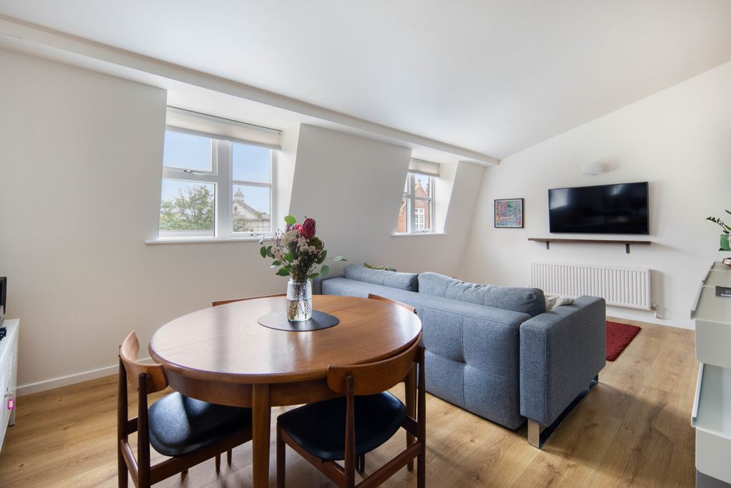 Property photo 2 of 14 Picture No. 06