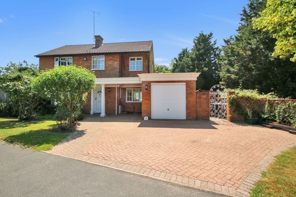 Property photo 1 of 16