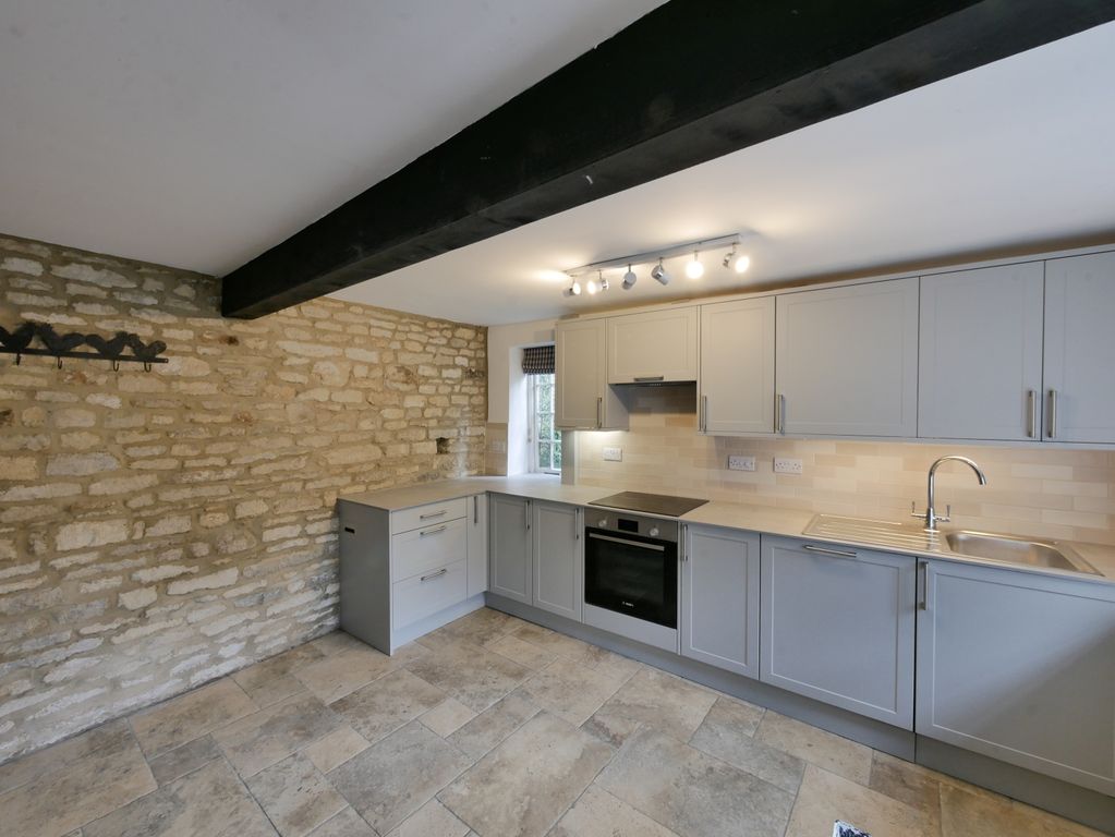 Property photo 3 of 12 P1480543