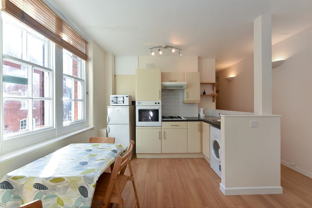 Property photo 3 of 6 Picture 3