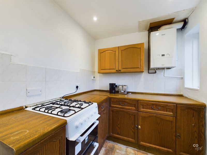 Property photo 1 of 8 Kitchen