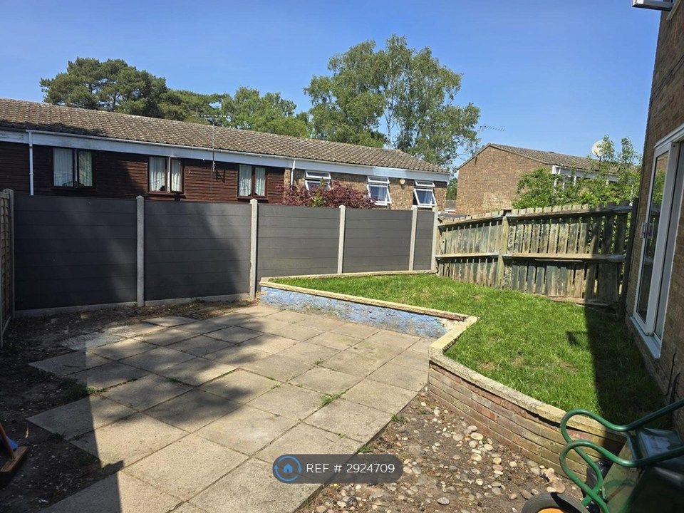 Property photo 3 of 17 Rear Garden