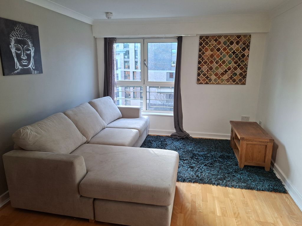 Property photo 1 of 11 Cover