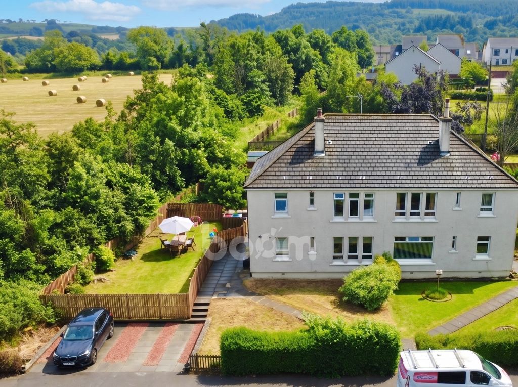 Property photo 1 of 21 Beith Road, Howwood External One