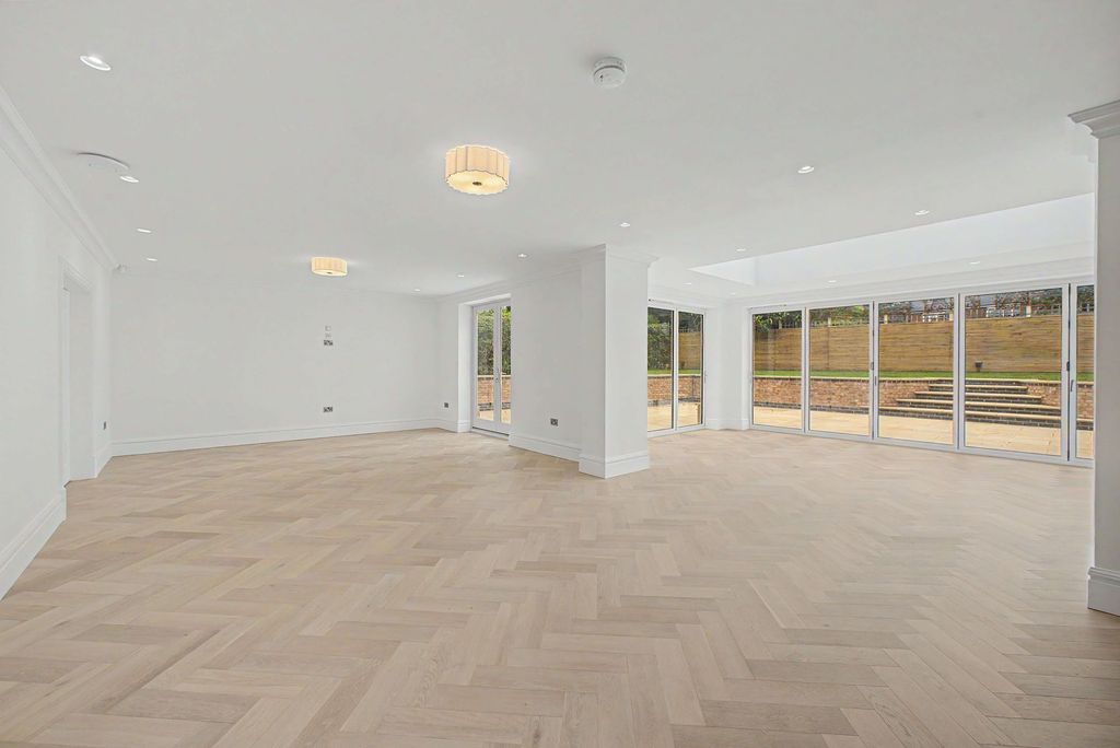 Additional image 9 of 5 bed detached house for saleMurieston Road, Hale WA15