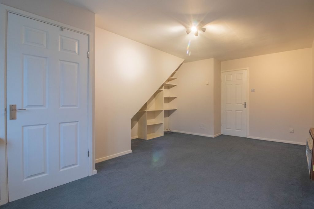 Property photo 3 of 12 Sunlea-12