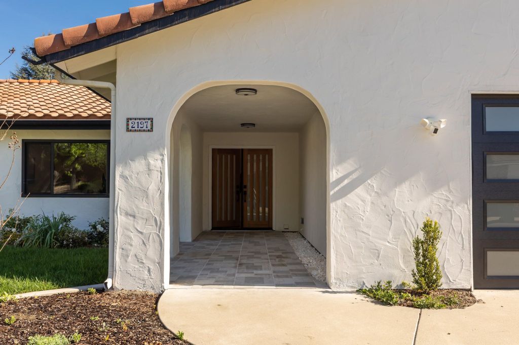 Property photo 3 of 10 <Alttext/>