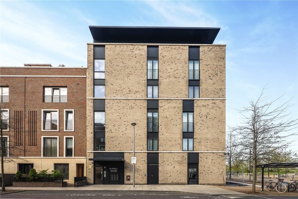 Property photo 1 of 28 Exterior