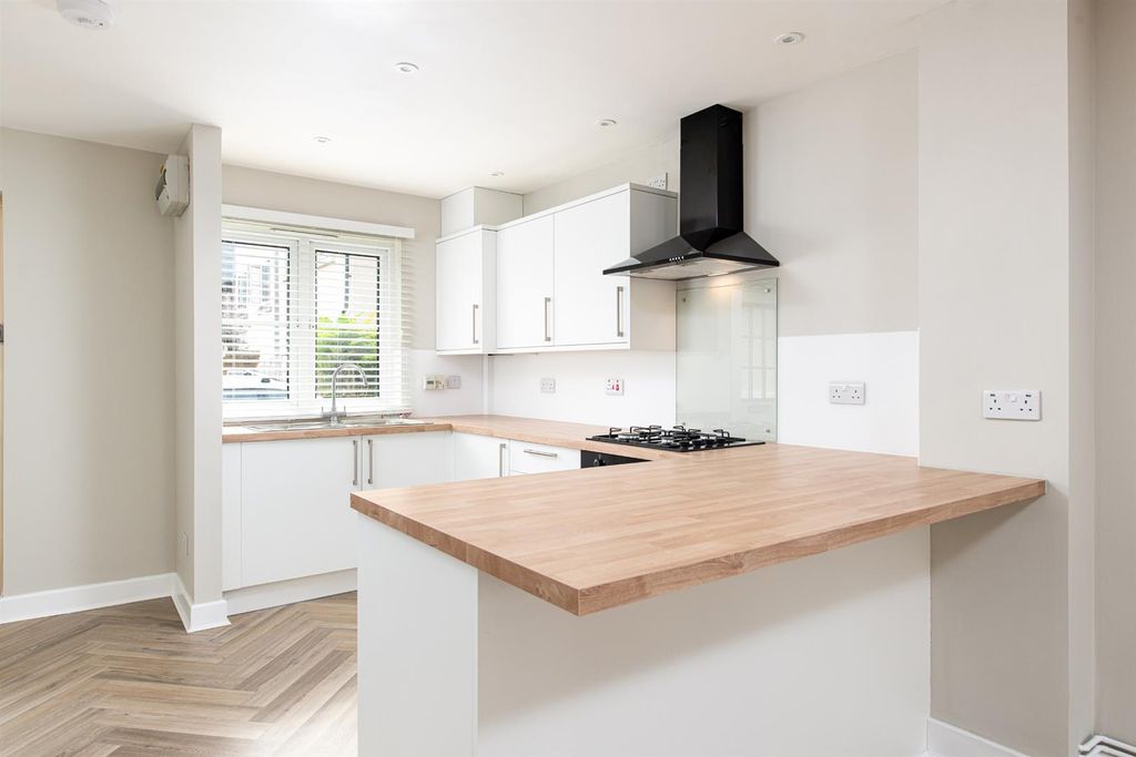 Property photo 2 of 13 Kitchen_1.Jpg