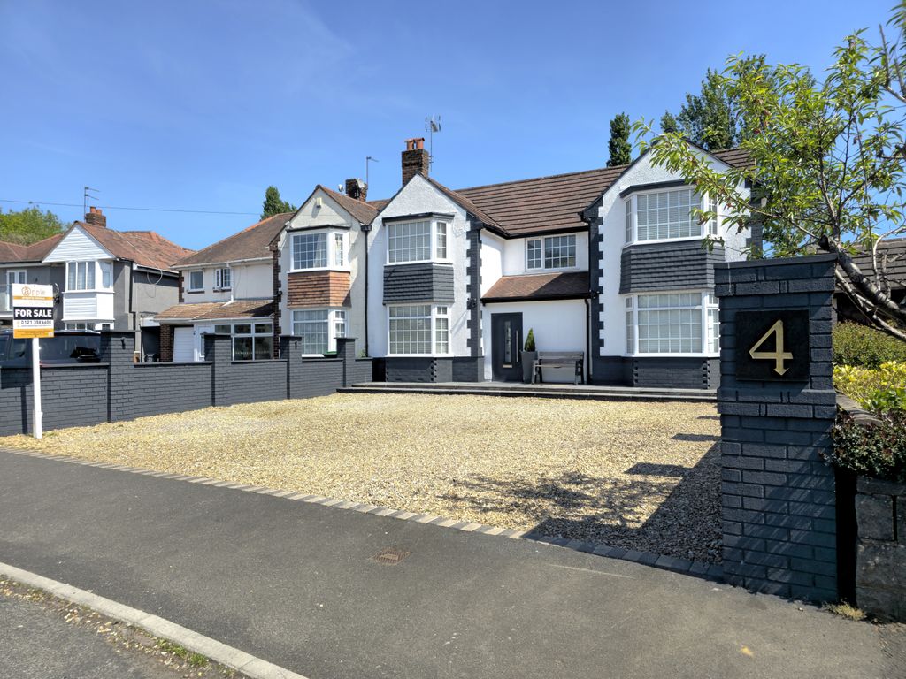 Property photo 1 of 32