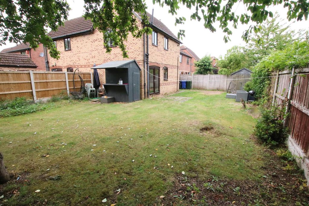 Property photo 1 of 12 Rear Garden