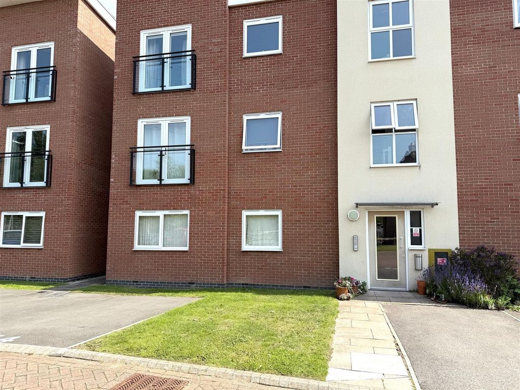 Property photo 1 of 9 50 Langley Way New.Jpeg