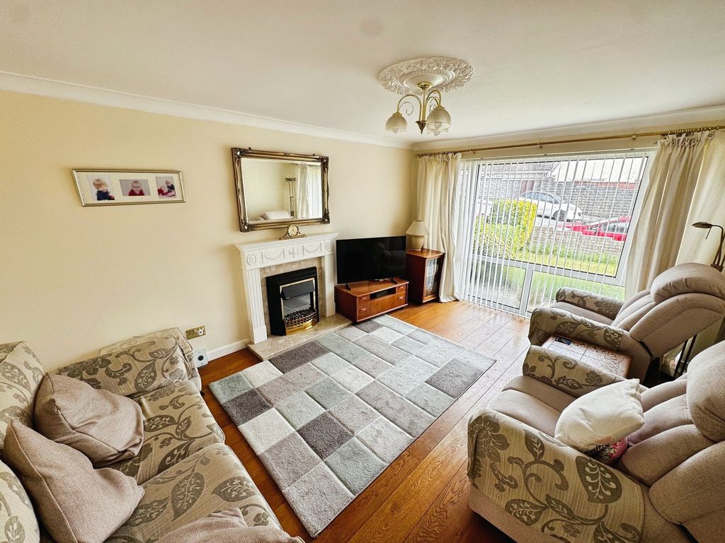 Property photo 2 of 24