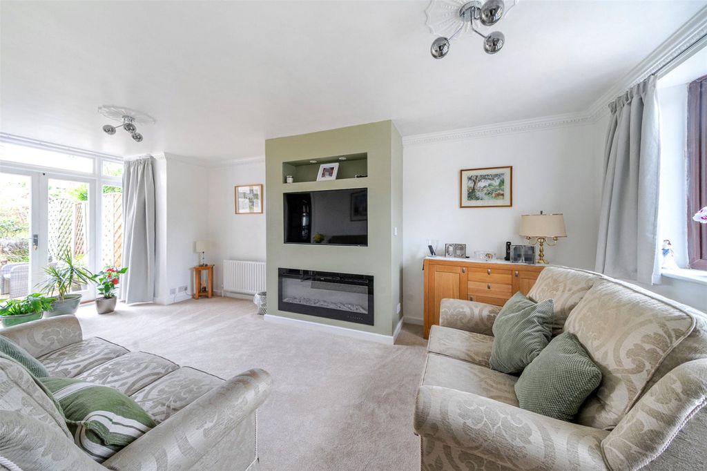 Property photo 2 of 26 Picture No. 19