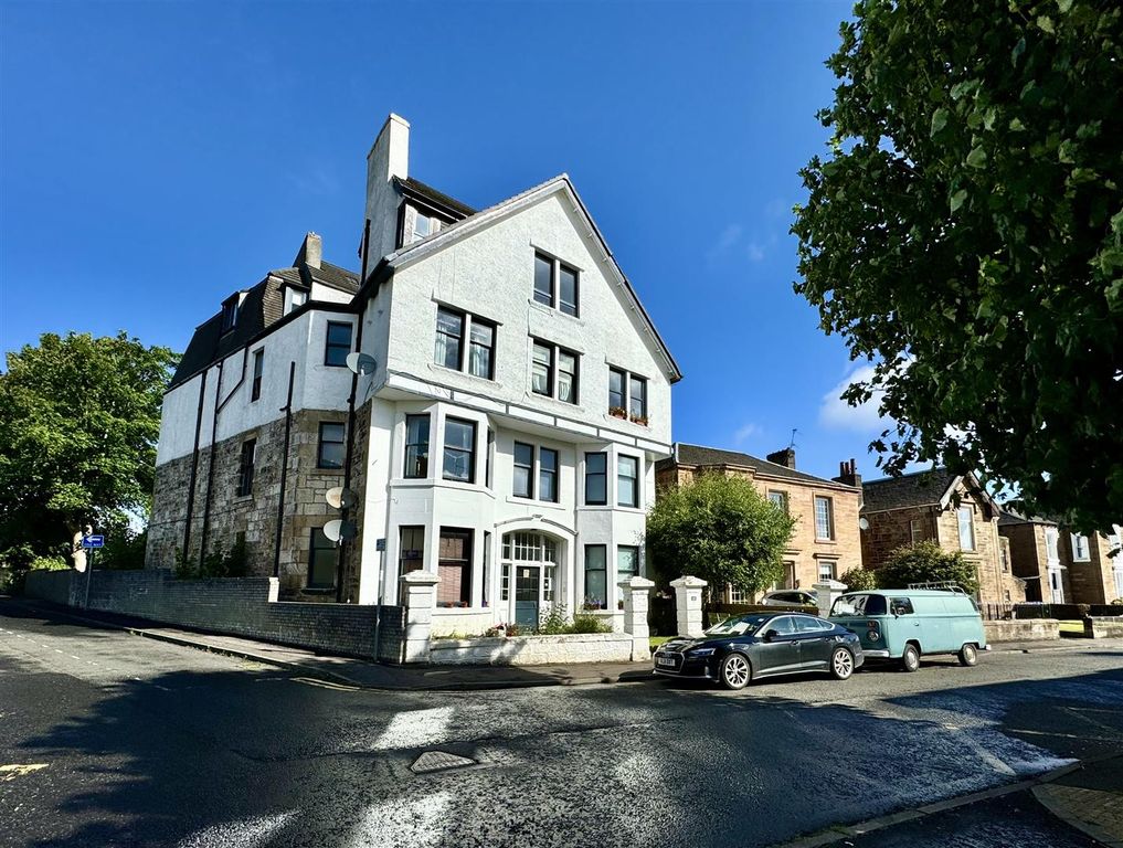 Property photo 1 of 19 External