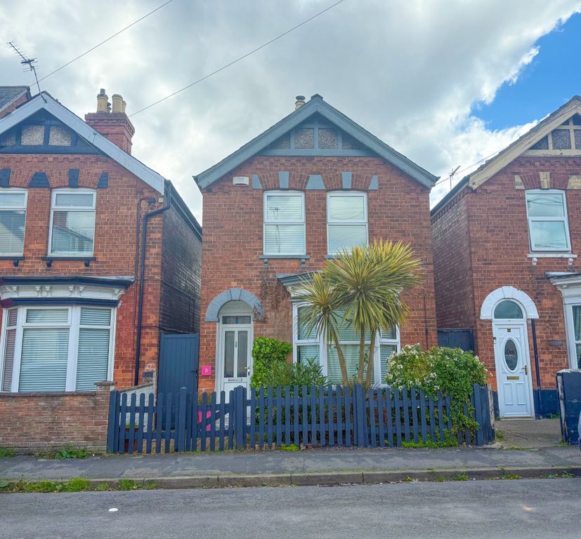 Property photo 1 of 16 Front