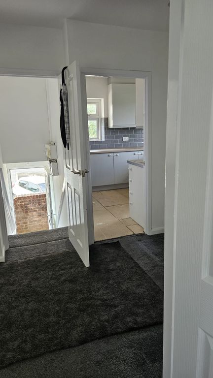 Property photo 3 of 25