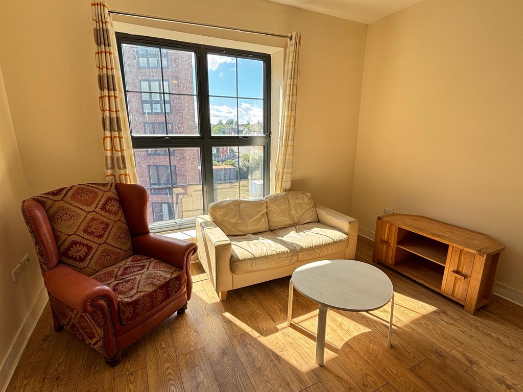 Property photo 2 of 7