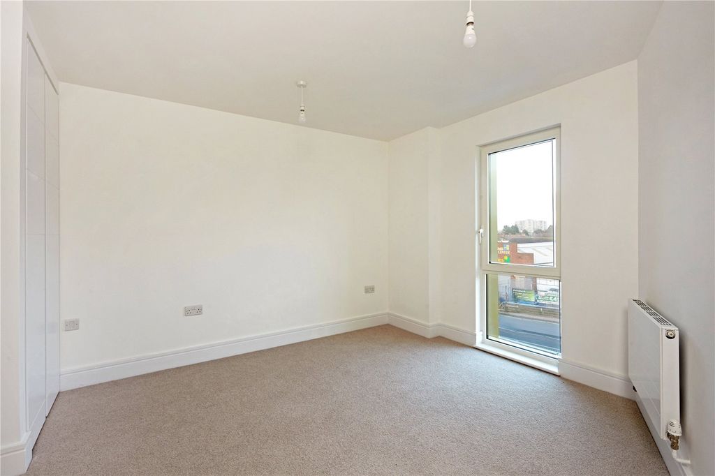 Property photo 3 of 7 Picture No. 18