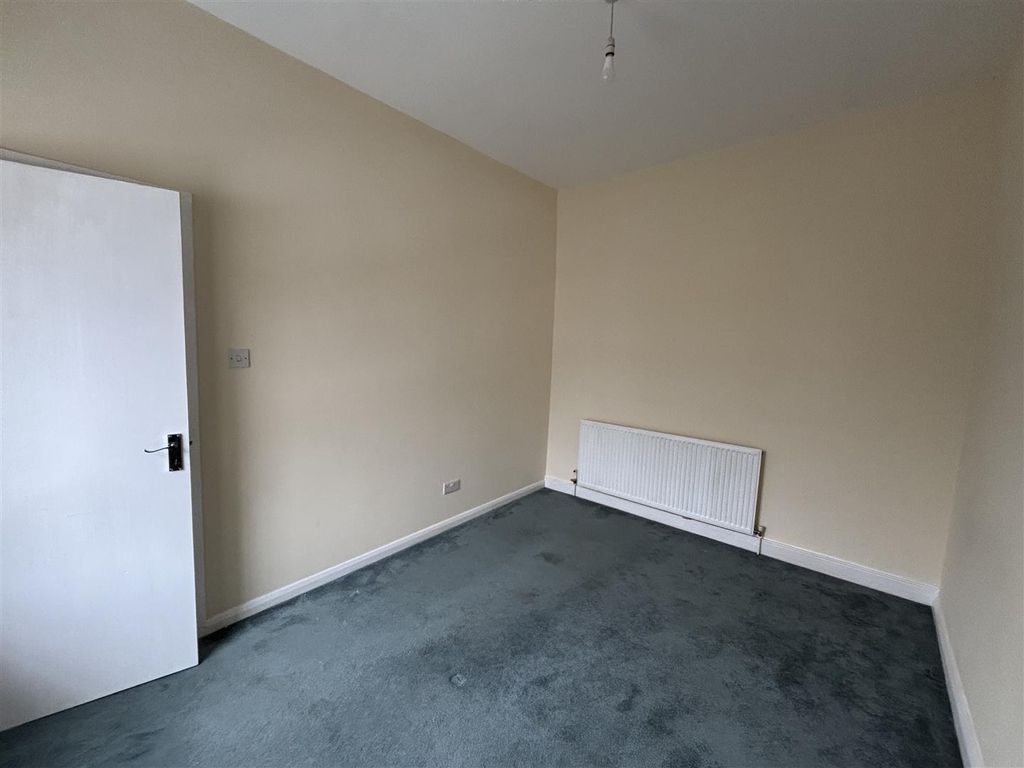 Additional image 7 of 2 bed flat to rentWrexham Street, Mold CH7