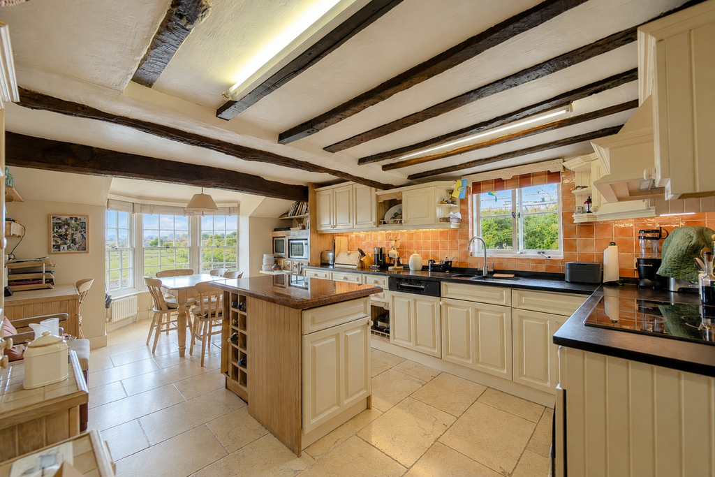 Property photo 3 of 43