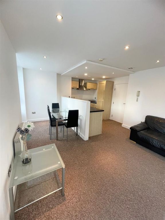 Property photo 1 of 10 Living Space2.Jpg