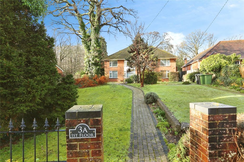 Property photo 1 of 17 Picture No. 09