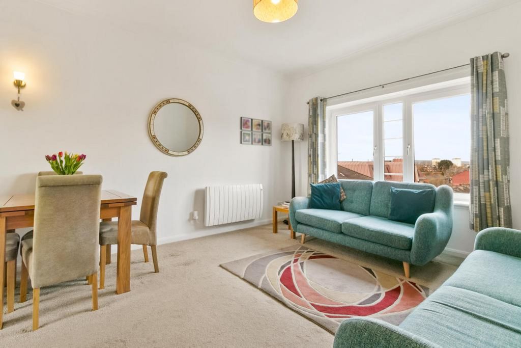 Property photo 2 of 23