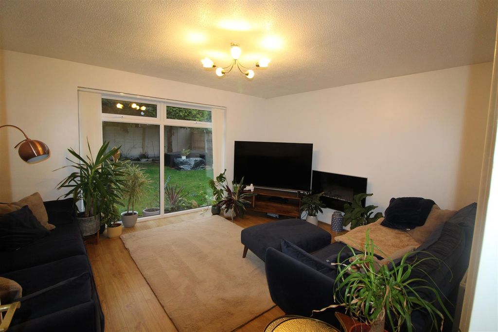 Property photo 3 of 14 Img_2816.Jpg