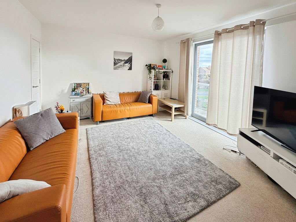 Property photo 2 of 9