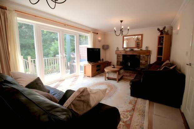 Property photo 2 of 11