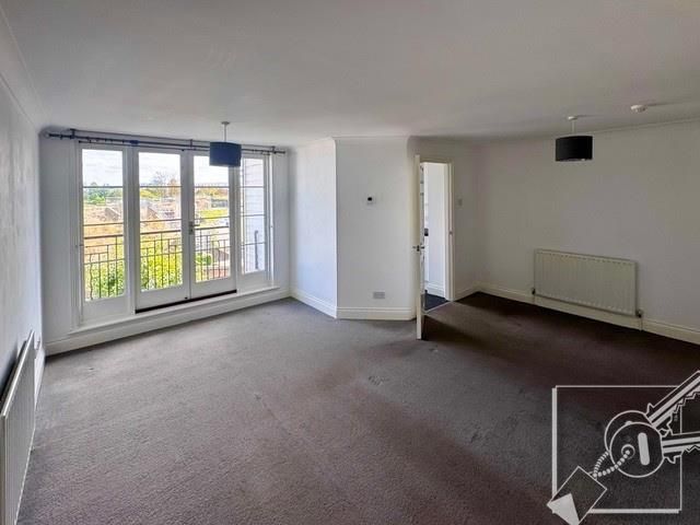 Property photo 3 of 21 Lounge/Diner