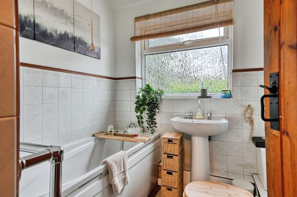 Property photo 2 of 13 2Dai1.Jpg