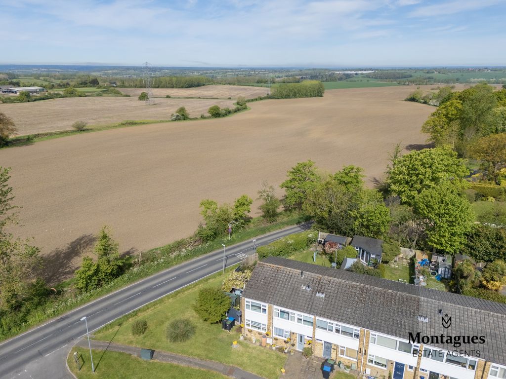 Property photo 3 of 30 Photo 32