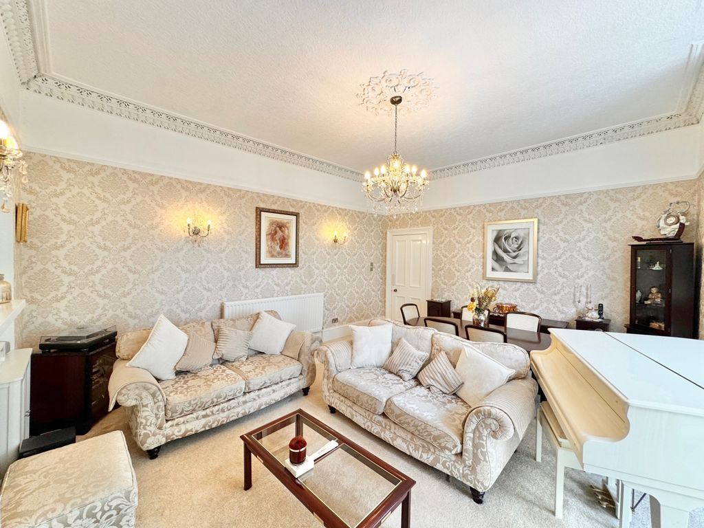 Property photo 1 of 37 Img_9553