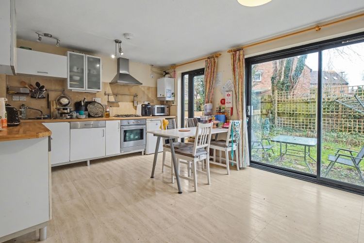 Property photo 1 of 14 321481