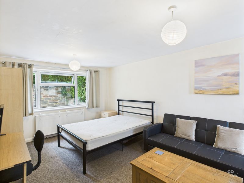 Property photo 1 of 13 Photo 18