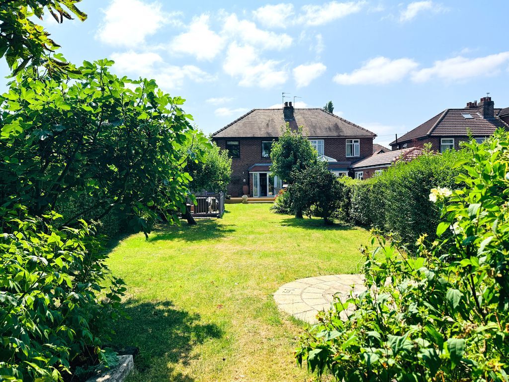 Property photo 3 of 35 Photo 16