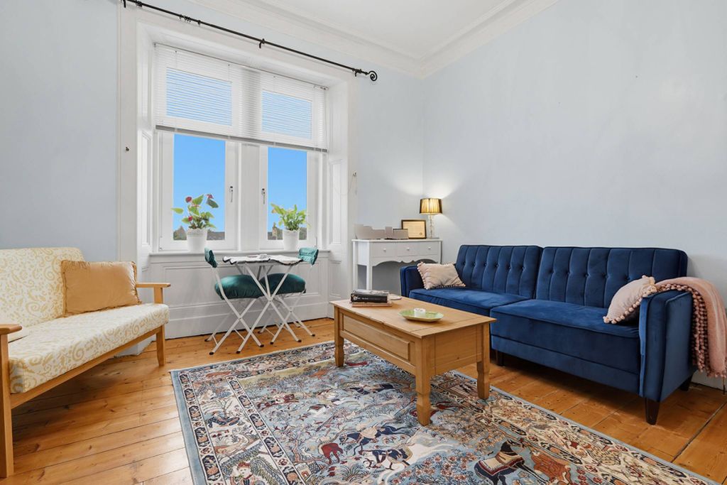 Property photo 3 of 16