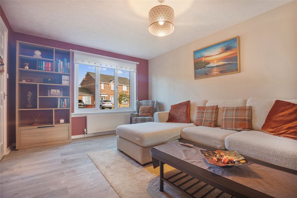 Property photo 3 of 31 Picture No. 05