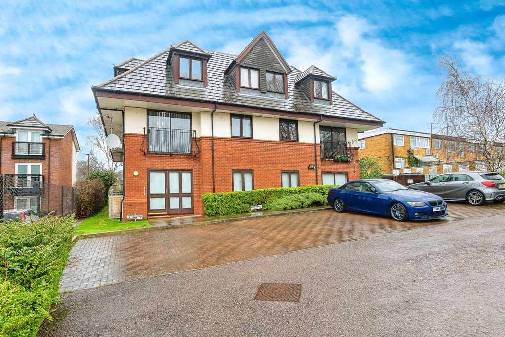 Property photo 1 of 13