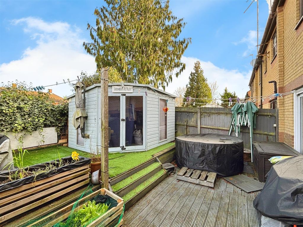 Property photo 3 of 19 1d8E9d13-Photo 2011-18-25 2C 2013 2019 2038.Jpg