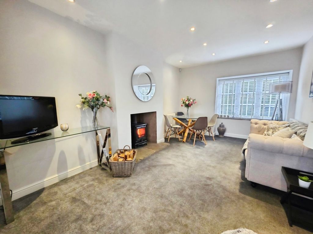 Property photo 2 of 14 Pbox-Img.Jpg