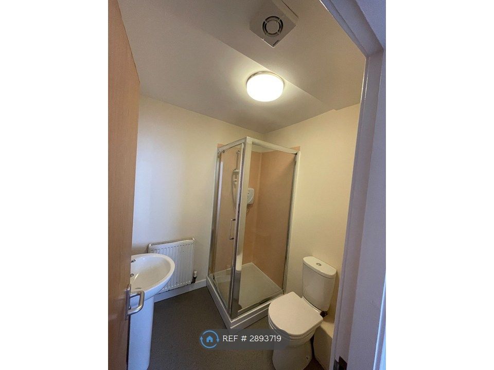 Property photo 3 of 3