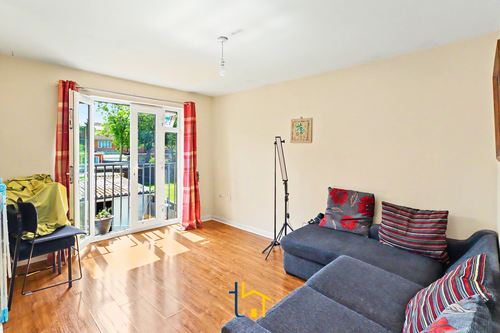 Property photo 2 of 7