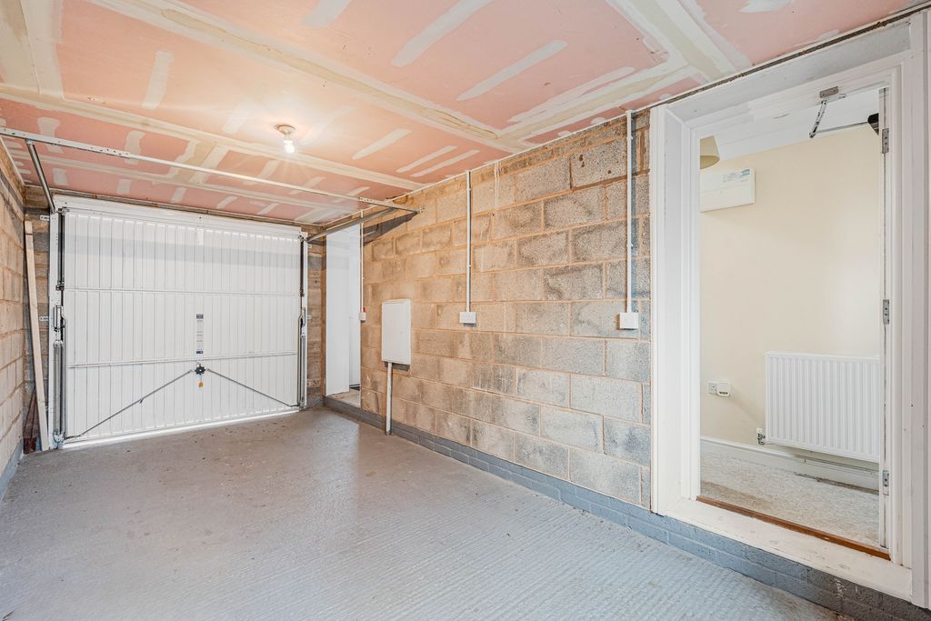 Property photo 2 of 9 25_91963