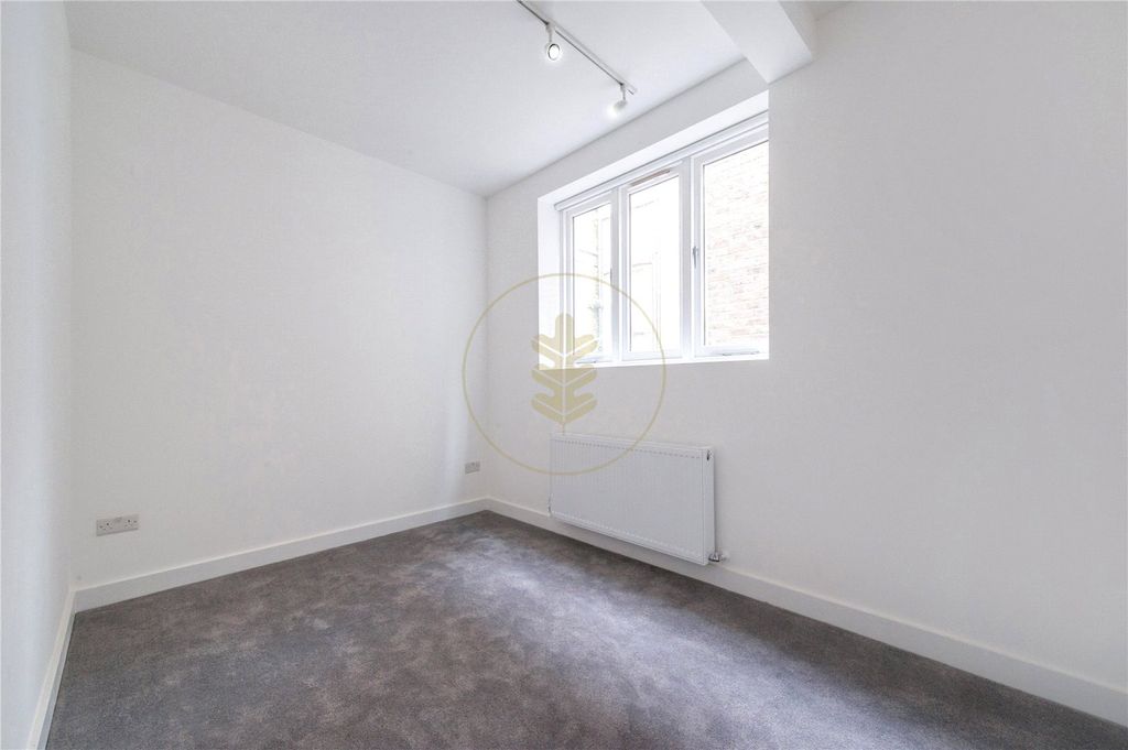 Property photo 3 of 8 Picture No. 03
