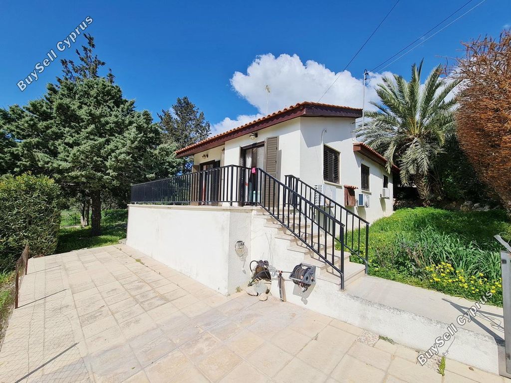 Property photo 1 of 36