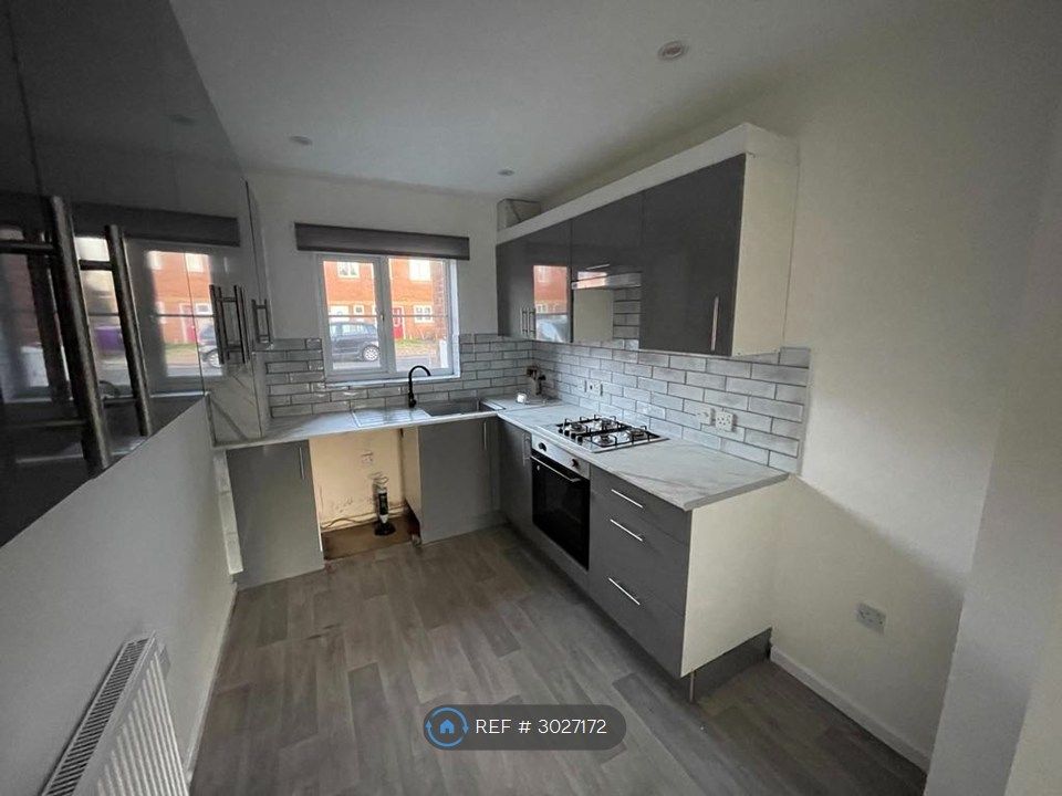 Property photo 3 of 8 Open Plan Kitchen